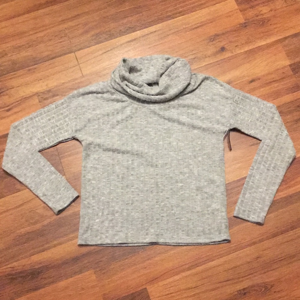 BP. Cozy Ribbed Turtleneck Top - Picture 2 of 6
